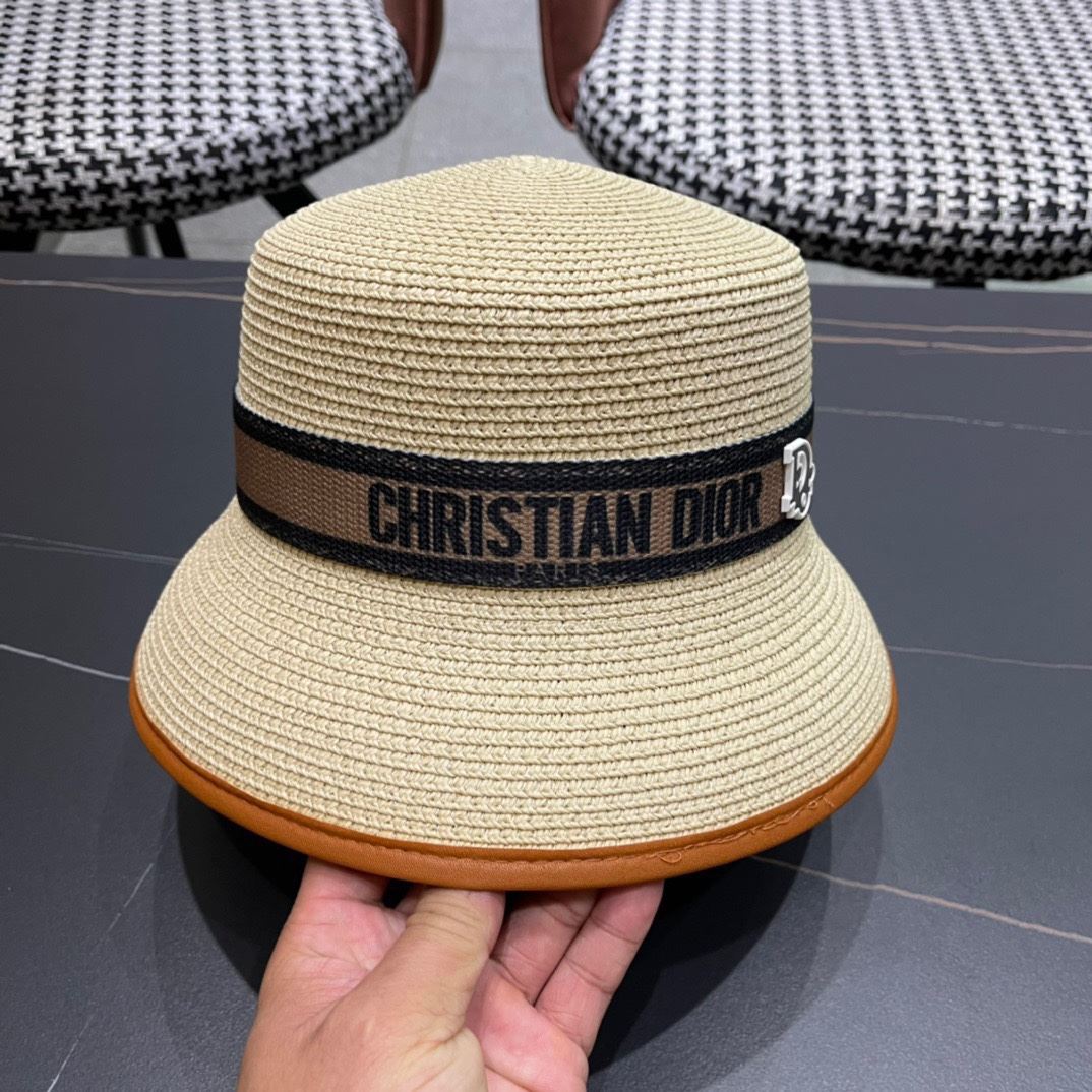 Christian Dior Caps